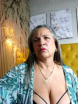Snapshot of Misevie chatting on 07-13-26, 02:58 Misevie online show from 07-13-26, 02:58