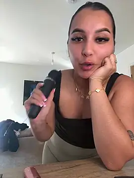 Miavelvetxoxo online show from 06-23-26, 05:33