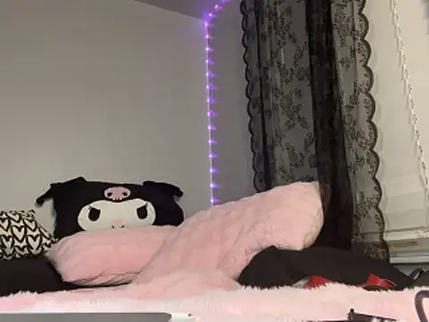 Snapshot of Akira-Rabbit chatting on 04-10-26, 03:45 Akira-Rabbit online show from 04-10-26, 03:45