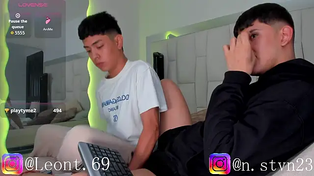 Poison Boys online show from 04-16-26, 01:56