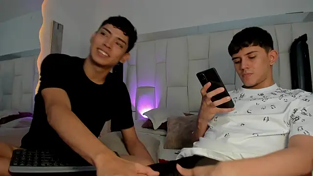 Poison Boys online show from 04-27-26, 08:07