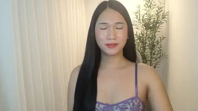 Snapshot of XiaOnAir chatting on 07-08-26, 05:39 XiaOnAir online show from 07-08-26, 05:39