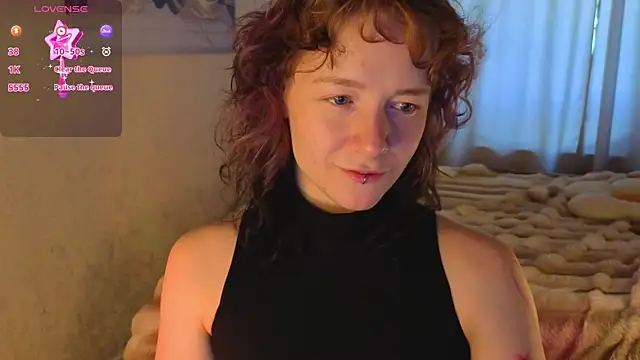 Snapshot of Ricki_Bloom chatting on 05-27-26, 09:28 Ricki Bloom online show from 05-27-26, 09:28