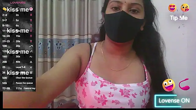 Snapshot of zareen_approach chatting on 07-07-26, 03:49 zareen approach online show from 07-07-26, 03:49
