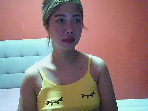 Cutie-Smile online show from 05-18-26, 09:53
