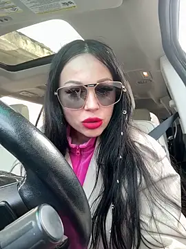 Snapshot of Alenka_ki chatting on 04-24-26, 06:27 Alenka ki online show from 04-24-26, 06:27