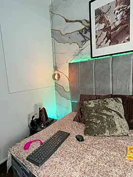 Snapshot of Brenda_Brm chatting on 07-08-26, 12:31 Brenda Brm online show from 07-08-26, 12:31
