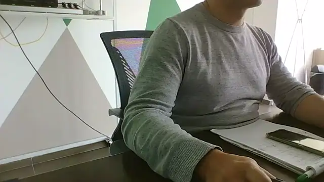 brunosso85ita online show from 04-15-26, 02:57