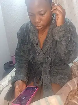 Snapshot of ShyBabe_07 chatting on 06-19-26, 02:27 ShyBabe 07 online show from 06-19-26, 02:27