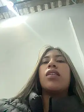 Kimmiebellarie online show from 04-18-26, 01:53