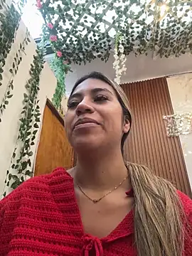 Snapshot of Kimmiebellarie chatting on 06-17-26, 12:18 Kimmiebellarie online show from 06-17-26, 12:18