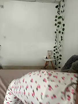 Snapshot of Mari_Rouse chatting on 05-25-26, 12:11 Mari Rouse online show from 05-25-26, 12:11