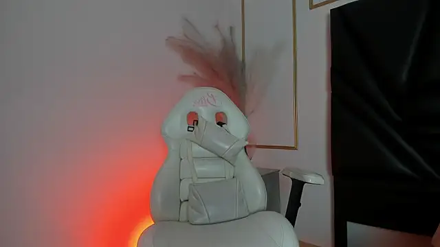 Snapshot of Flor_pink chatting on 06-01-26, 03:08 Flor pink online show from 06-01-26, 03:08