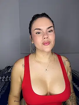 Snapshot of TinaMercier chatting on 05-16-26, 02:19 TinaMercier online show from 05-16-26, 02:19