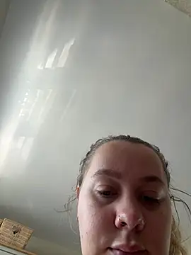 Snapshot of OliviaJadeXx chatting on 07-08-26, 08:19 OliviaJadeXx online show from 07-08-26, 08:19