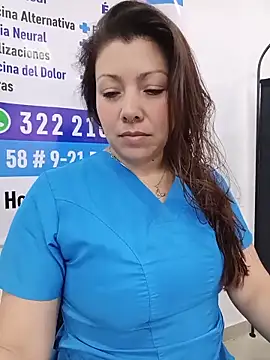 Snapshot of SARA_21- chatting on 05-19-26, 01:06 SARA 21- online show from 05-19-26, 01:06
