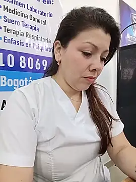 Snapshot of SARA_21- chatting on 05-25-26, 12:33 SARA 21- online show from 05-25-26, 12:33