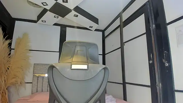 DeboraCopper  online show from 04-14-26, 12:38