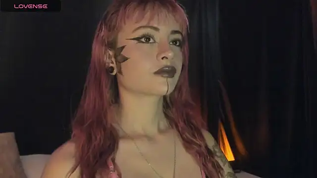 Snapshot of Miiaa_Stonee chatting on 05-26-26, 07:10 Miiaa Stonee online show from 05-26-26, 07:10