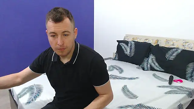 Snapshot of ExoticcXCouple chatting on 04-18-26, 05:22 ExoticcXCouple online show from 04-18-26, 05:22