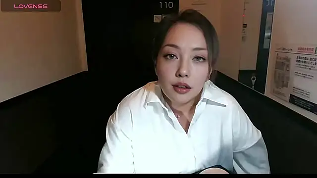Snapshot of Yuu_jpn chatting on 05-16-26, 08:44 Yuu jpn online show from 05-16-26, 08:44