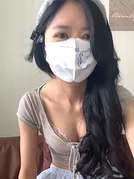 Snapshot of Honey_baba chatting on 04-13-26, 06:41 Honey baba online show from 04-13-26, 06:41