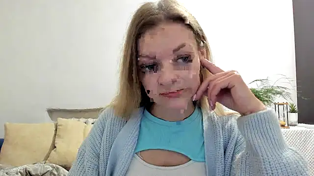 Snapshot of Severina7 chatting on 04-15-26, 07:58 Severina7 online show from 04-15-26, 07:58