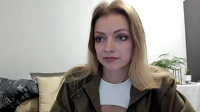 Snapshot of Severina7 chatting on 04-29-26, 05:30 Severina7 online show from 04-29-26, 05:30
