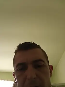 Snapshot of Mariofls chatting on 06-03-26, 02:55 Mariofls online show from 06-03-26, 02:55