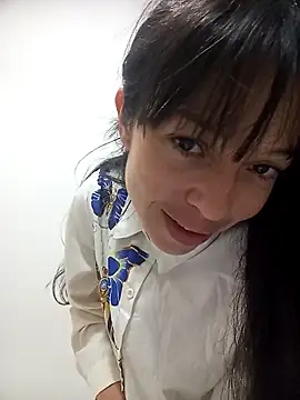 dulce loba online show from 04-22-26, 03:13