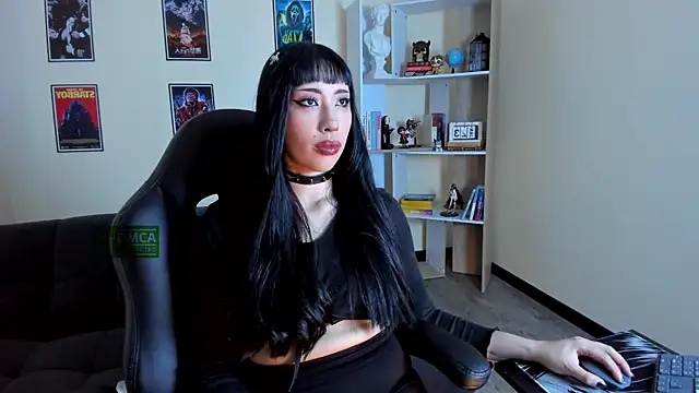Ravenelle  online show from 05-16-26, 11:14