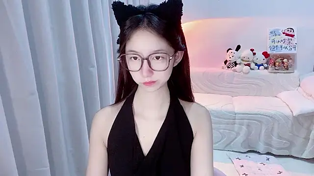 Snapshot of lucky-tt chatting on 05-28-26, 01:25 lucky-tt online show from 05-28-26, 01:25