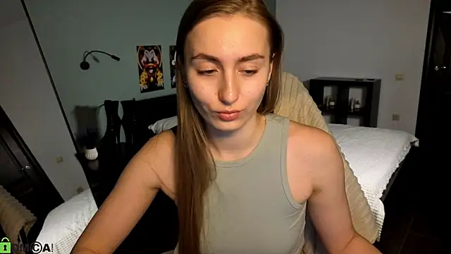 Snapshot of Your_Emily25 chatting on 05-27-26, 08:00 Your Emily25 online show from 05-27-26, 08:00
