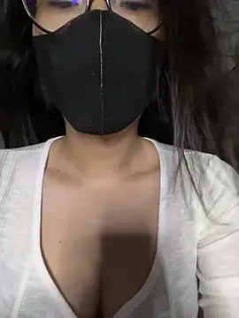 Snapshot of ZzyzyZ-009 chatting on 07-17-26, 05:36 ZzyzyZ-009 online show from 07-17-26, 05:36