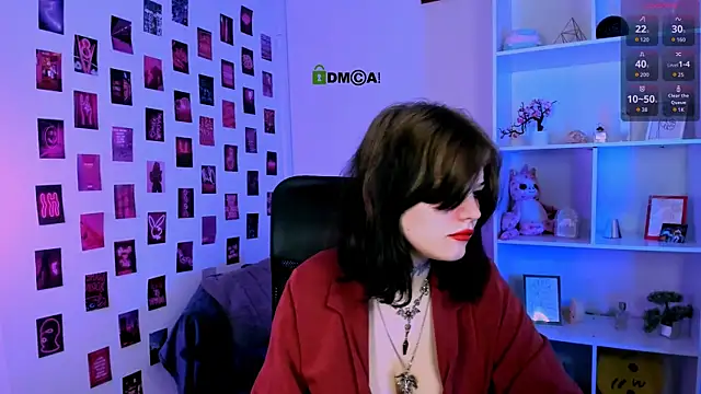 nikki kiss  online show from 07-19-26, 08:51
