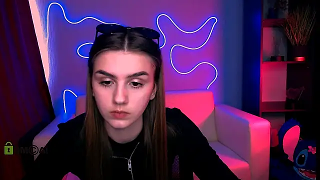 emma hazell online show from 04-27-26, 02:04