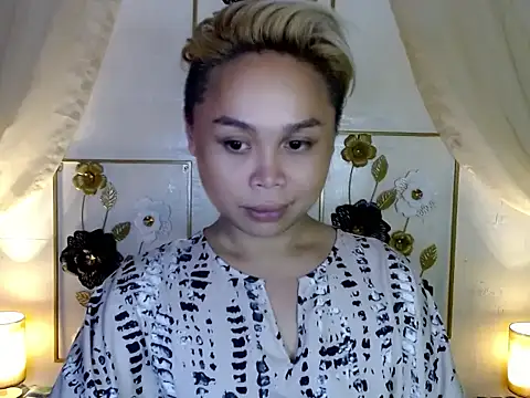 Snapshot of olla_victoria chatting on 07-15-26, 09:14 olla victoria online show from 07-15-26, 09:14