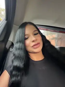Snapshot of Elara_Luxe chatting on 06-03-26, 03:39 Elara Luxe online show from 06-03-26, 03:39