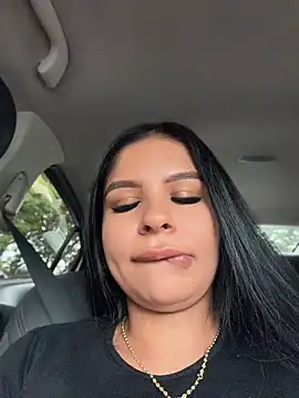 Snapshot of Elara_Luxe chatting on 06-26-26, 10:25 Elara Luxe online show from 06-26-26, 10:25