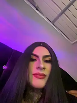 Snapshot of valen_lewiiz chatting on 05-19-26, 04:08 valen lewiiz online show from 05-19-26, 04:08