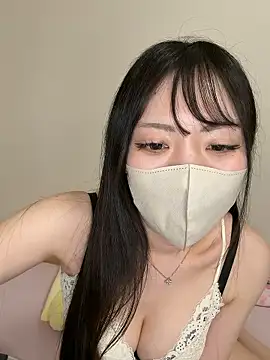 Snapshot of seira6666 chatting on 04-24-26, 05:15 seira6666 online show from 04-24-26, 05:15