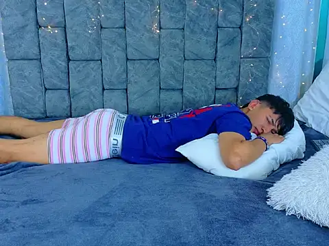 IhanKing online show from 04-19-26, 07:27