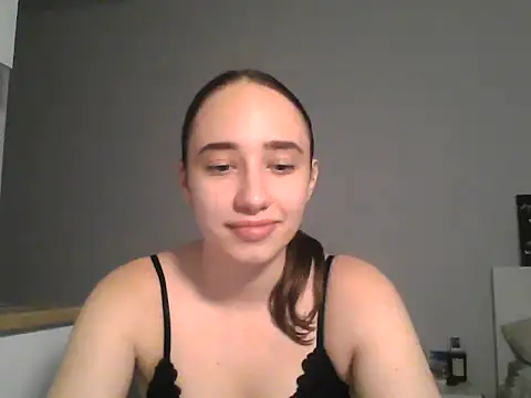 Snapshot of DarkMirel chatting on 06-21-26, 06:10 DarkMirel online show from 06-21-26, 06:10