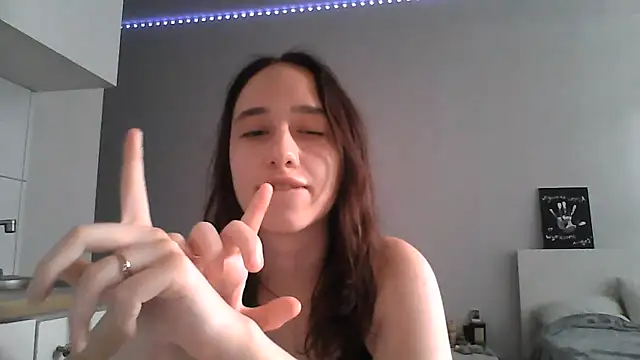 Snapshot of DarkMirel chatting on 07-15-26, 03:50 DarkMirel online show from 07-15-26, 03:50