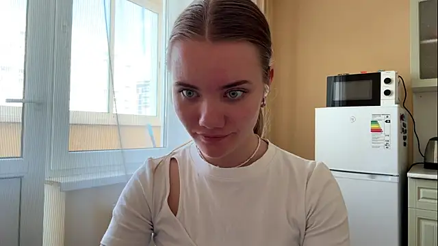 doana bebriti online show from 05-20-26, 12:11