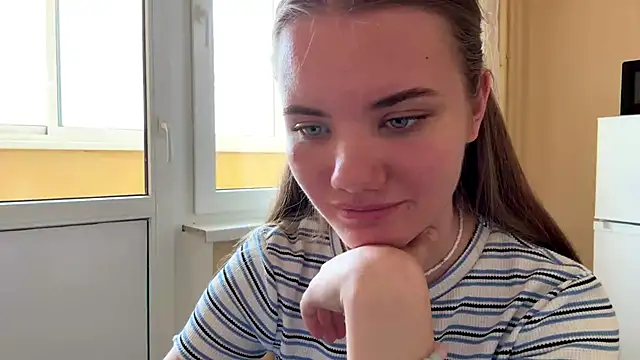 doana bebriti online show from 06-15-26, 11:34
