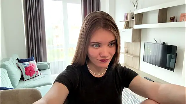 doana bebriti online show from 06-25-26, 10:31