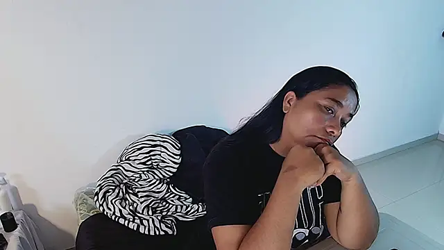 cristycurvy 02 online show from 04-15-26, 08:42