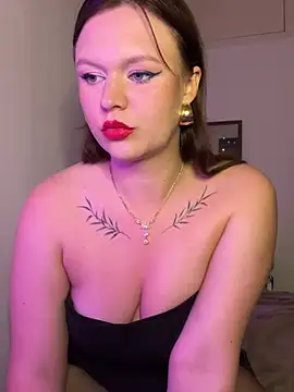 SweetLikaaa online show from 04-28-26, 08:14