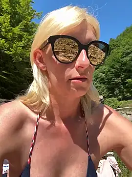 Snapshot of barbiplaymate chatting on 05-26-26, 12:56 barbiplaymate online show from 05-26-26, 12:56